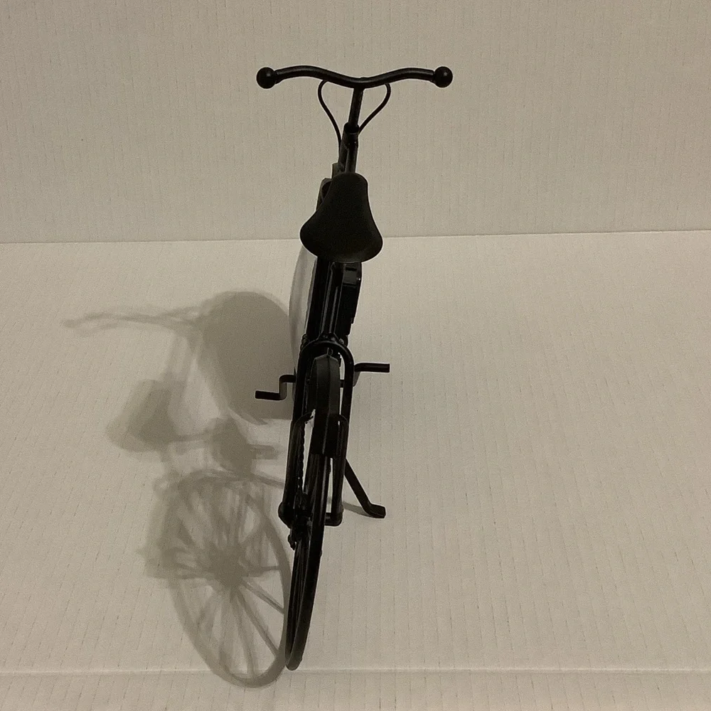 London Bicycle Tabletop Clock